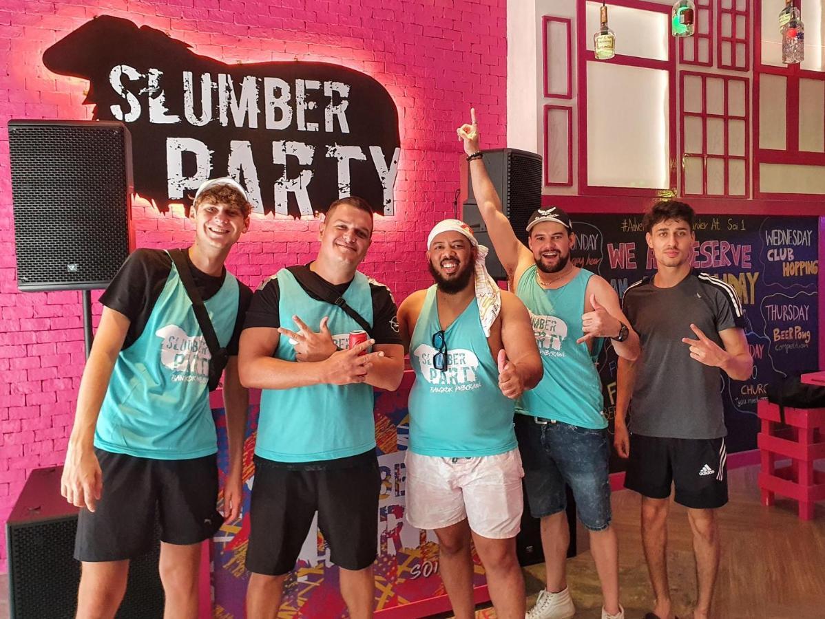 Хостел Slumber Bangkok Soi 1 Экстерьер фото