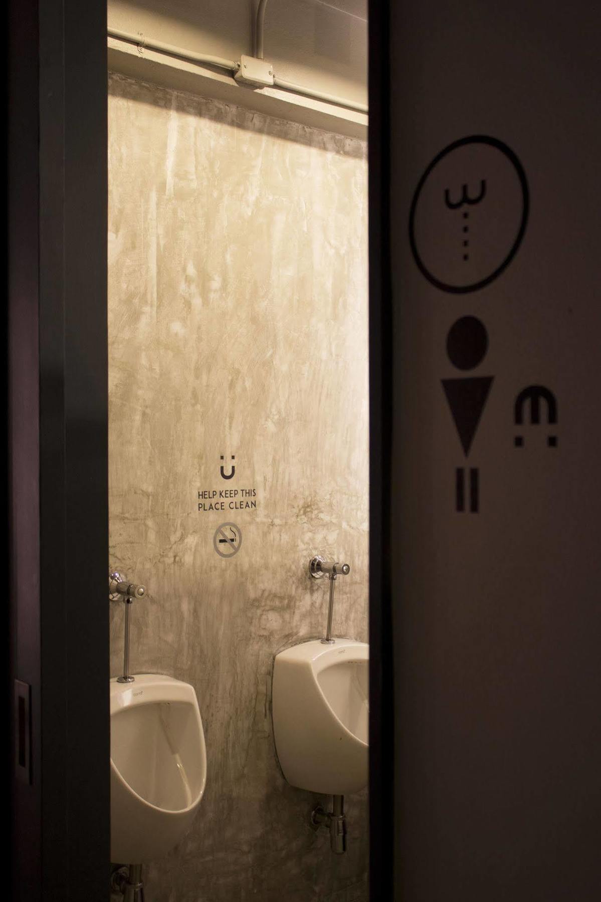 Хостел Slumber Bangkok Soi 1 Экстерьер фото
